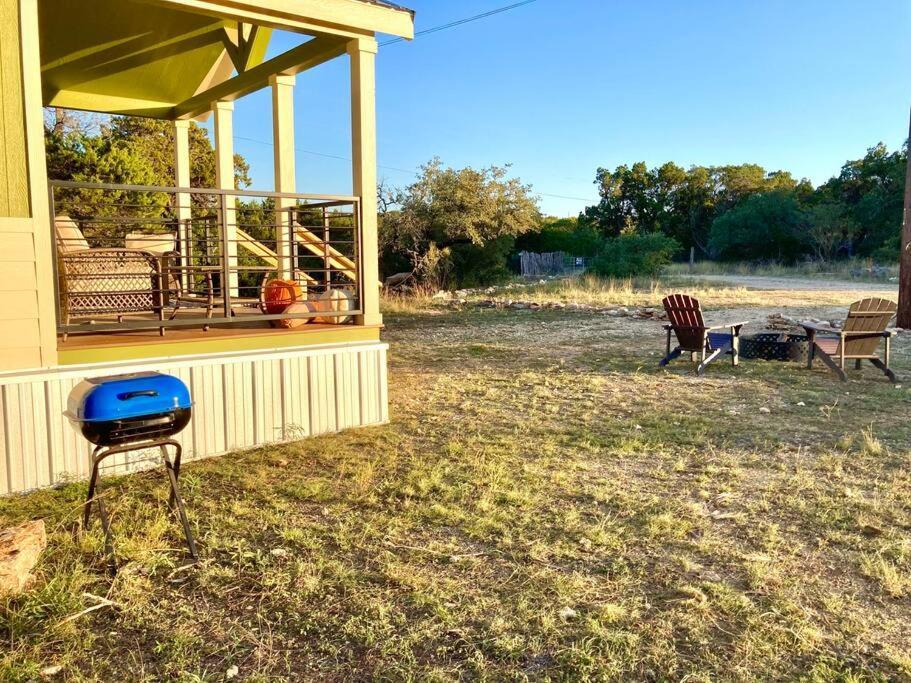 Cozy Tiny Home In The Hills Fischer Extérieur photo