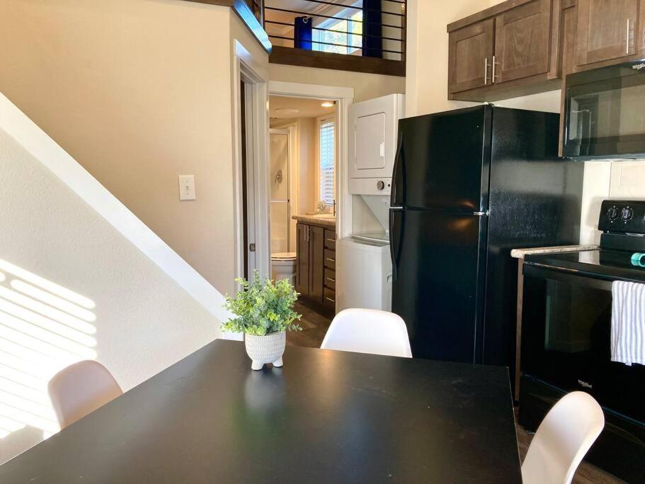 Cozy Tiny Home In The Hills Fischer Extérieur photo